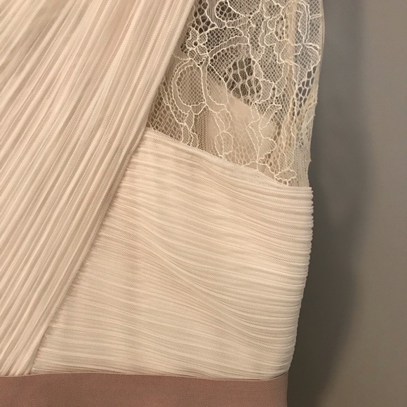 BCBG Lace and Tulle Tiered Dress Bridal Wedding Shower Dress Off White Size 4 - Picture 9 of 16